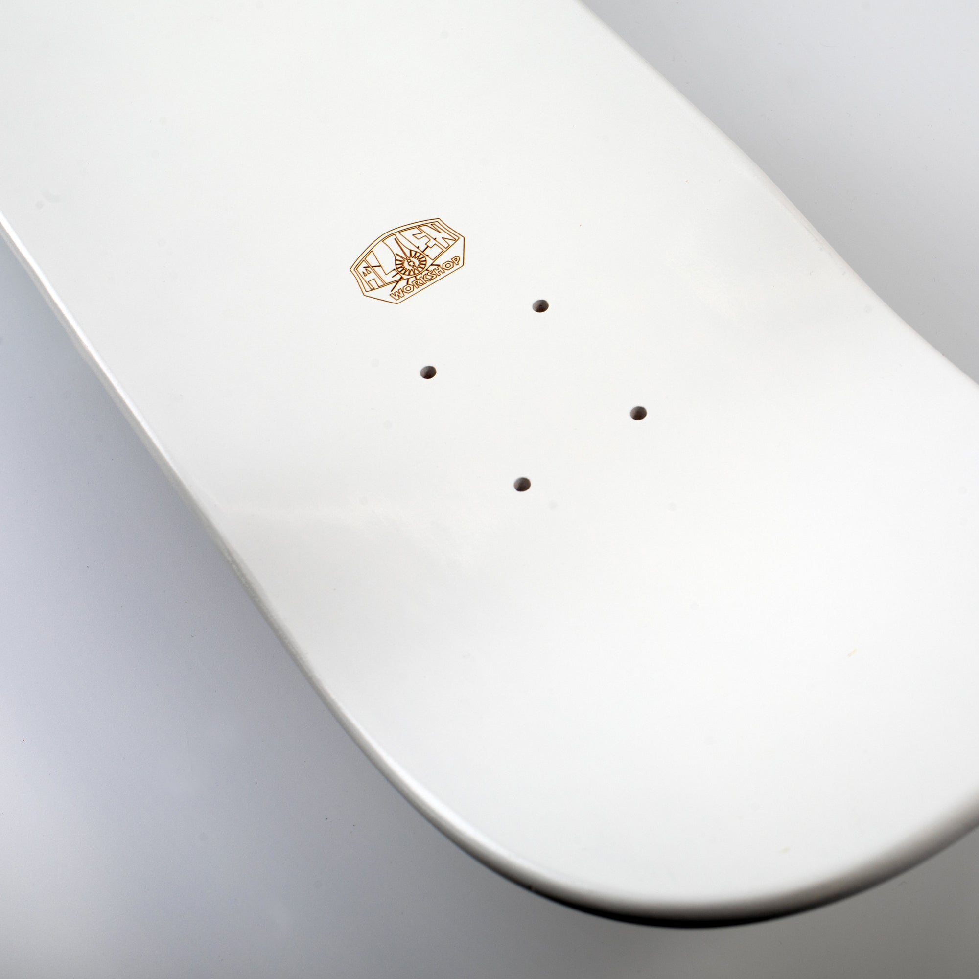 Guevara 'Artificial Intelligence' [8.25”] – Alien Workshop | The